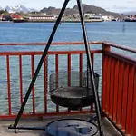 Villa Havgapet - Large Private With Hottub Sea View Lofoten *