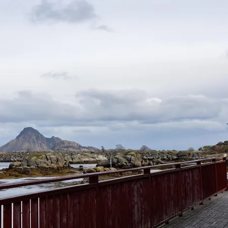 - Havgapet - Located In The Heart Of Lofoten Ballstad