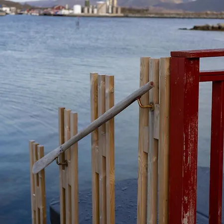 Havgapet - Large Private With Hottub Sea View Lofoten * Ballstad