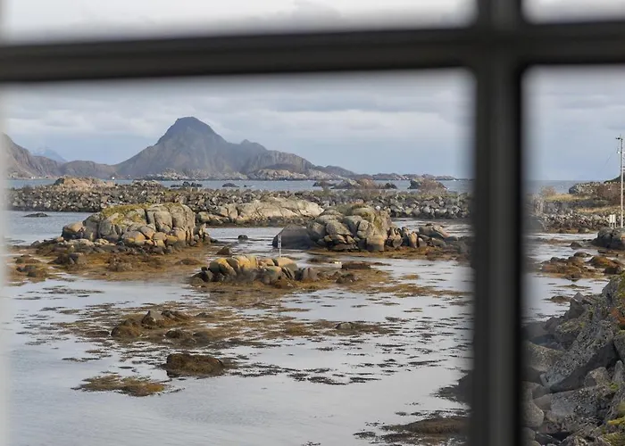 Villa Havgapet - Large Private With Hottub Sea View Lofoten Ballstad