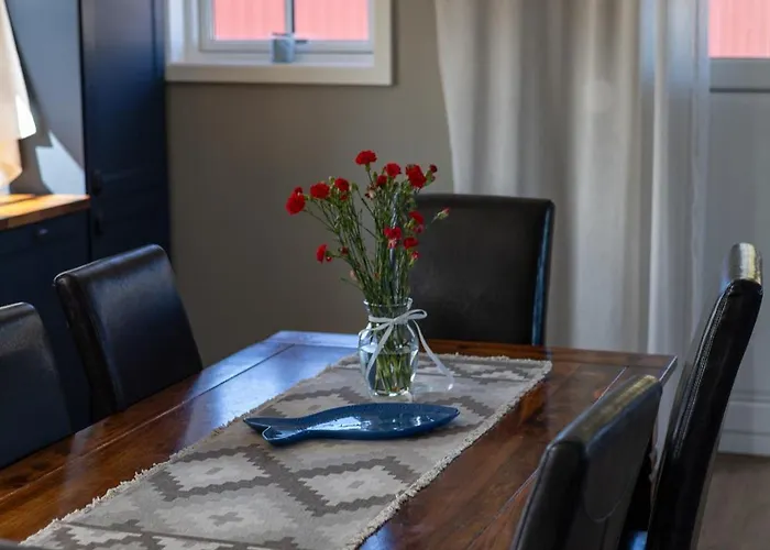 Havgapet - Large Private With Hottub Sea View Lofoten