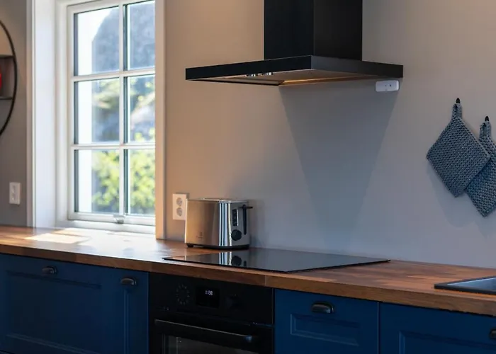 Havgapet - Large Private With Hottub Sea View Lofoten * Ballstad