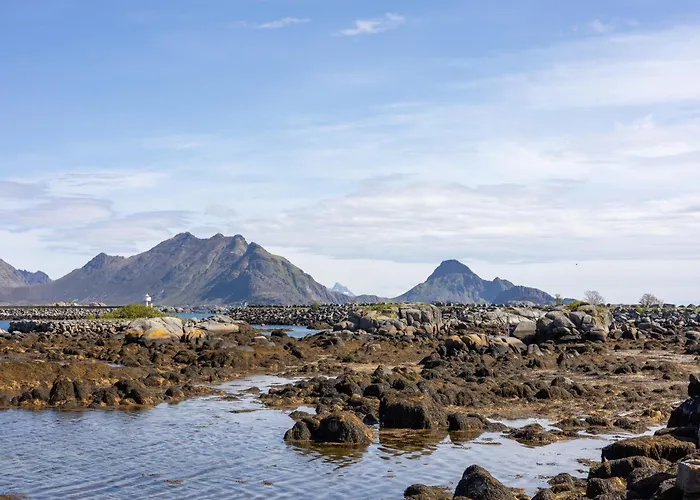 Havgapet - Large Private With Hottub Sea View Lofoten Villa Ballstad