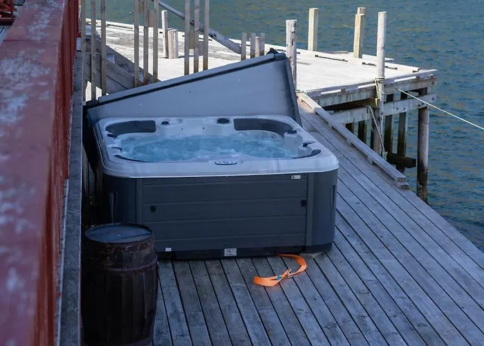 Havgapet - Large Private With Hottub Sea View Lofoten