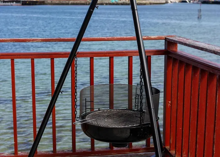 Villa Havgapet - Large Private With Hottub Sea View Lofoten *