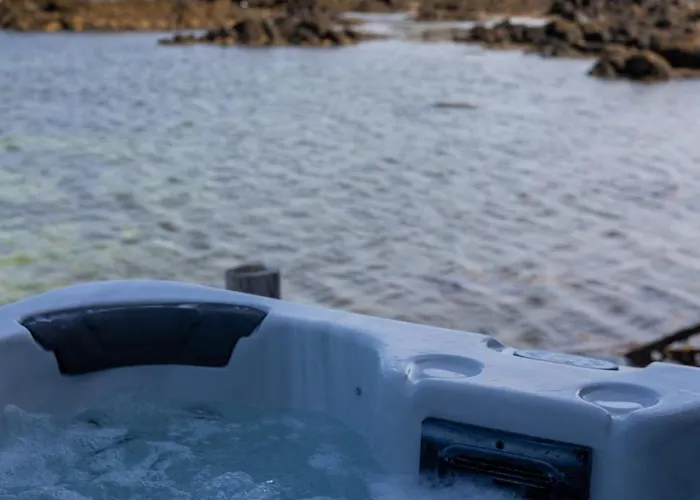 Villa Havgapet - Large Private With Hottub Sea View Lofoten *